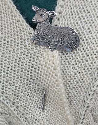 Lamb shawl stick