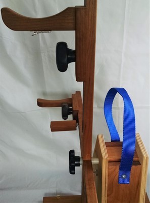 Carrying strap handle